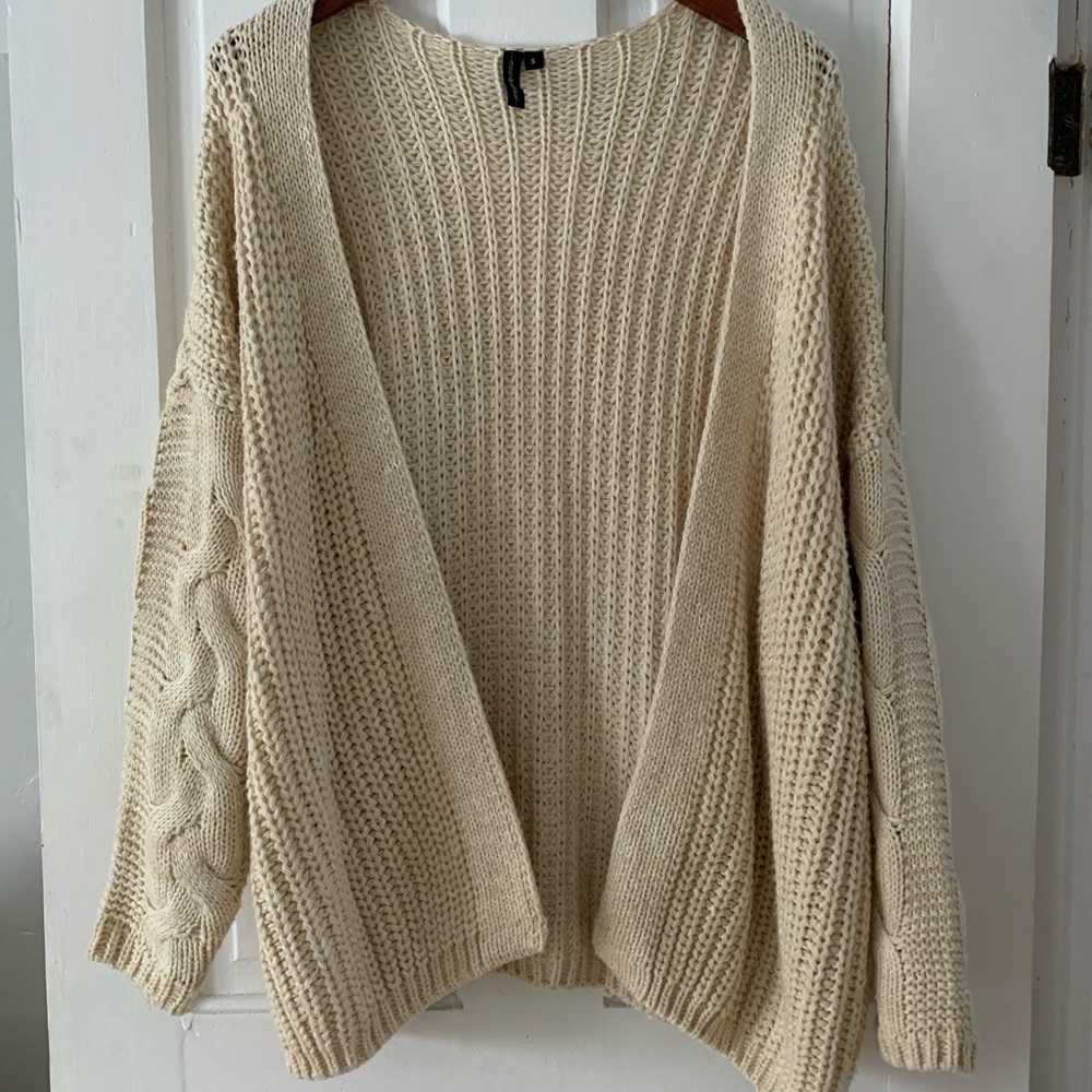 Moon & Madison sweater/cardigan/cream color